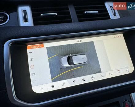 Белый Ленд Ровер Рендж Ровер Эвок, объемом двигателя 2 л и пробегом 117 тыс. км за 25250 $, фото 63 на Automoto.ua