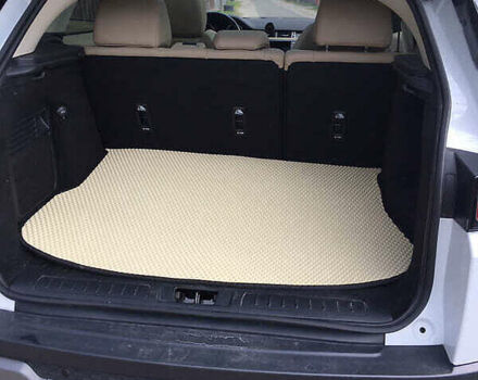 Белый Ленд Ровер Рендж Ровер Эвок, объемом двигателя 2 л и пробегом 117 тыс. км за 16400 $, фото 8 на Automoto.ua