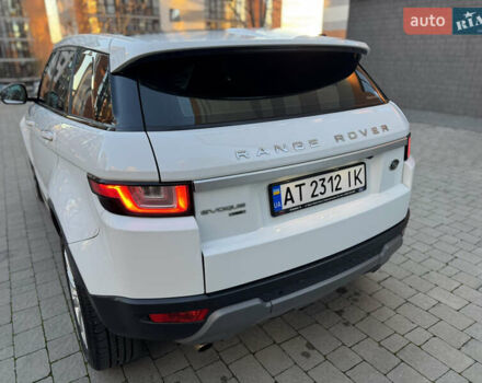 Белый Ленд Ровер Рендж Ровер Эвок, объемом двигателя 2 л и пробегом 117 тыс. км за 25250 $, фото 21 на Automoto.ua