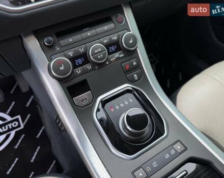 Білий Ленд Ровер Рендж Ровер Евок, об'ємом двигуна 2 л та пробігом 147 тис. км за 23500 $, фото 63 на Automoto.ua