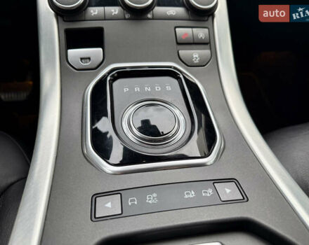 Белый Ленд Ровер Рендж Ровер Эвок, объемом двигателя 2 л и пробегом 90 тыс. км за 19850 $, фото 88 на Automoto.ua