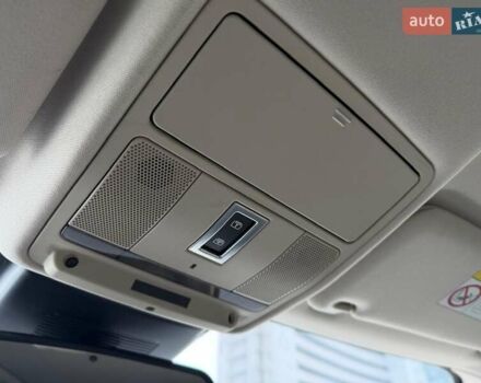 Білий Ленд Ровер Рендж Ровер Евок, об'ємом двигуна 2 л та пробігом 147 тис. км за 23500 $, фото 79 на Automoto.ua