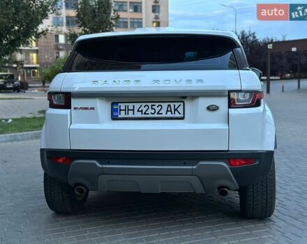 Білий Ленд Ровер Рендж Ровер Евок, об'ємом двигуна 2 л та пробігом 145 тис. км за 19300 $, фото 4 на Automoto.ua