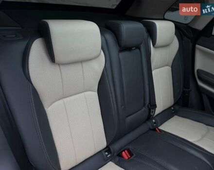 Білий Ленд Ровер Рендж Ровер Евок, об'ємом двигуна 2 л та пробігом 147 тис. км за 23500 $, фото 70 на Automoto.ua