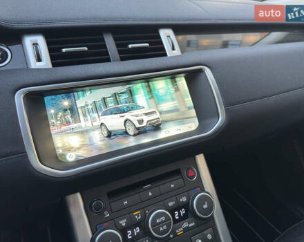 Белый Ленд Ровер Рендж Ровер Эвок, объемом двигателя 2 л и пробегом 117 тыс. км за 25250 $, фото 57 на Automoto.ua