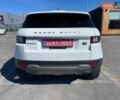Белый Ленд Ровер Рендж Ровер Эвок, объемом двигателя 0 л и пробегом 180 тыс. км за 18500 $, фото 4 на Automoto.ua
