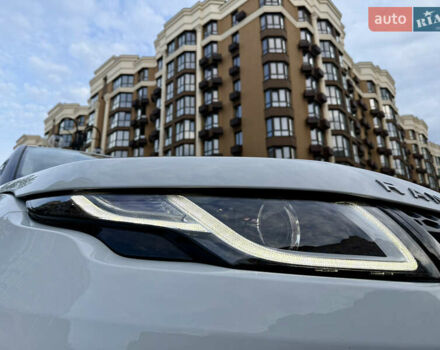 Белый Ленд Ровер Рендж Ровер Эвок, объемом двигателя 2 л и пробегом 90 тыс. км за 19850 $, фото 45 на Automoto.ua