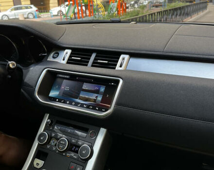 Белый Ленд Ровер Рендж Ровер Эвок, объемом двигателя 2 л и пробегом 48 тыс. км за 28500 $, фото 7 на Automoto.ua