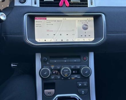 Білий Ленд Ровер Рендж Ровер Евок, об'ємом двигуна 2 л та пробігом 158 тис. км за 24000 $, фото 8 на Automoto.ua