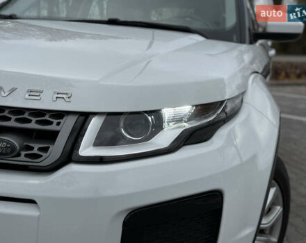 Ленд Ровер Рендж Ровер Эвок 2017 в Виннице на Automoto.ua Белый Ленд Ровер Рендж Ровер Эвок, объемом двигателя 2 л и пробегом 127 тыс. км за 19650 $, фото 7 на Automoto.ua