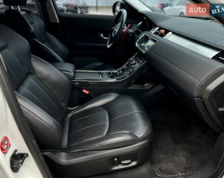 Білий Ленд Ровер Рендж Ровер Евок, об'ємом двигуна 2 л та пробігом 145 тис. км за 21500 $, фото 26 на Automoto.ua