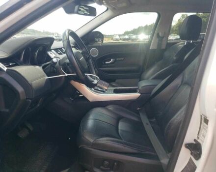 Белый Ленд Ровер Рендж Ровер Эвок, объемом двигателя 2 л и пробегом 128 тыс. км за 4200 $, фото 6 на Automoto.ua