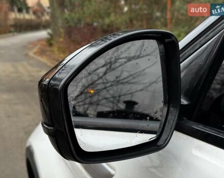 Білий Ленд Ровер Рендж Ровер Евок, об'ємом двигуна 2 л та пробігом 121 тис. км за 20240 $, фото 14 на Automoto.ua