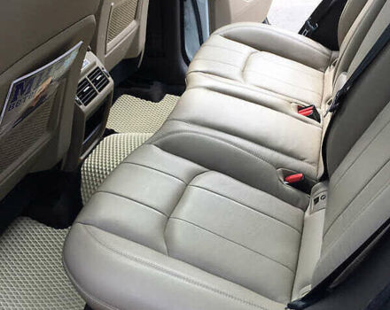 Белый Ленд Ровер Рендж Ровер Эвок, объемом двигателя 2 л и пробегом 117 тыс. км за 16400 $, фото 16 на Automoto.ua