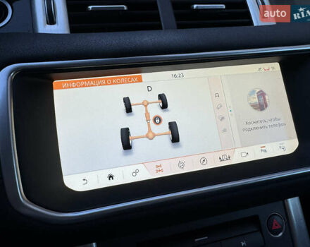 Белый Ленд Ровер Рендж Ровер Эвок, объемом двигателя 2 л и пробегом 117 тыс. км за 25250 $, фото 65 на Automoto.ua