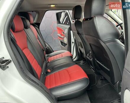 Белый Ленд Ровер Рендж Ровер Эвок, объемом двигателя 2 л и пробегом 108 тыс. км за 22999 $, фото 25 на Automoto.ua