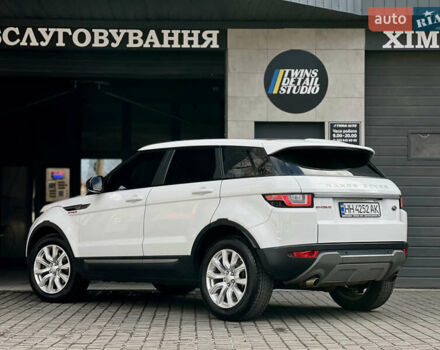 Білий Ленд Ровер Рендж Ровер Евок, об'ємом двигуна 2 л та пробігом 145 тис. км за 23000 $, фото 19 на Automoto.ua