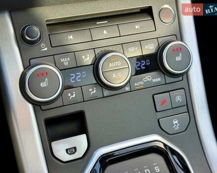 Белый Ленд Ровер Рендж Ровер Эвок, объемом двигателя 2 л и пробегом 116 тыс. км за 22000 $, фото 16 на Automoto.ua