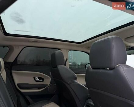 Білий Ленд Ровер Рендж Ровер Евок, об'ємом двигуна 2 л та пробігом 147 тис. км за 23500 $, фото 65 на Automoto.ua