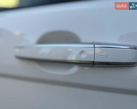 Белый Ленд Ровер Рендж Ровер Эвок, объемом двигателя 2 л и пробегом 117 тыс. км за 25250 $, фото 22 на Automoto.ua