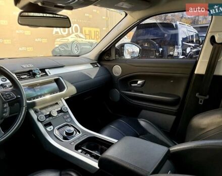 Белый Ленд Ровер Рендж Ровер Эвок, объемом двигателя 2 л и пробегом 116 тыс. км за 22000 $, фото 12 на Automoto.ua