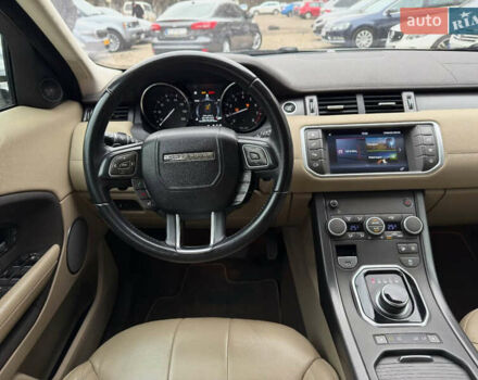 Белый Ленд Ровер Рендж Ровер Эвок, объемом двигателя 2 л и пробегом 116 тыс. км за 18100 $, фото 9 на Automoto.ua