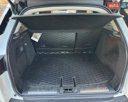 Белый Ленд Ровер Рендж Ровер Эвок, объемом двигателя 2 л и пробегом 117 тыс. км за 25250 $, фото 42 на Automoto.ua