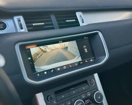 Білий Ленд Ровер Рендж Ровер Евок, об'ємом двигуна 2 л та пробігом 80 тис. км за 22900 $, фото 20 на Automoto.ua