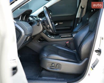 Белый Ленд Ровер Рендж Ровер Эвок, объемом двигателя 2 л и пробегом 48 тыс. км за 23498 $, фото 60 на Automoto.ua