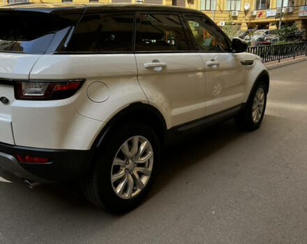 Белый Ленд Ровер Рендж Ровер Эвок, объемом двигателя 2 л и пробегом 48 тыс. км за 28500 $, фото 4 на Automoto.ua