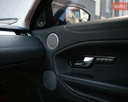 Белый Ленд Ровер Рендж Ровер Эвок, объемом двигателя 2 л и пробегом 48 тыс. км за 23498 $, фото 31 на Automoto.ua