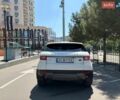Белый Ленд Ровер Рендж Ровер Эвок, объемом двигателя 2 л и пробегом 103 тыс. км за 19400 $, фото 4 на Automoto.ua