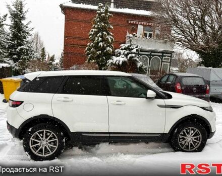 Белый Ленд Ровер Рендж Ровер Эвок, объемом двигателя 2 л и пробегом 17000 тыс. км за 17000 $, фото 5 на Automoto.ua