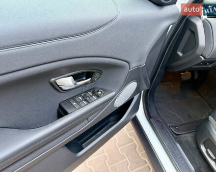 Білий Ленд Ровер Рендж Ровер Евок, об'ємом двигуна 0 л та пробігом 90 тис. км за 20450 $, фото 51 на Automoto.ua