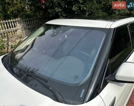 Белый Ленд Ровер Рендж Ровер Эвок, объемом двигателя 2 л и пробегом 125 тыс. км за 20999 $, фото 16 на Automoto.ua
