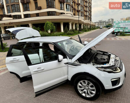 Білий Ленд Ровер Рендж Ровер Евок, об'ємом двигуна 0 л та пробігом 90 тис. км за 20450 $, фото 3 на Automoto.ua