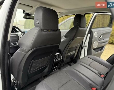 Белый Ленд Ровер Рендж Ровер Эвок, объемом двигателя 2 л и пробегом 91 тыс. км за 22900 $, фото 26 на Automoto.ua