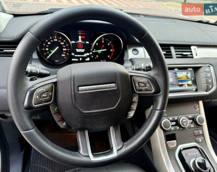 Белый Ленд Ровер Рендж Ровер Эвок, объемом двигателя 2 л и пробегом 90 тыс. км за 19850 $, фото 69 на Automoto.ua