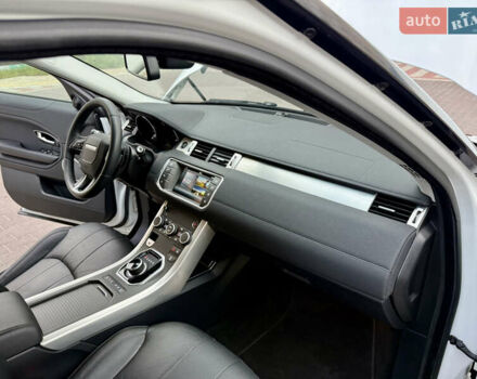 Білий Ленд Ровер Рендж Ровер Евок, об'ємом двигуна 0 л та пробігом 90 тис. км за 20450 $, фото 59 на Automoto.ua