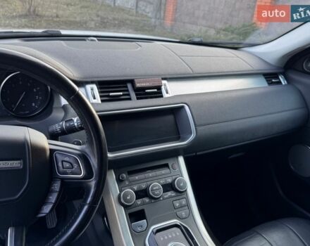 Білий Ленд Ровер Рендж Ровер Евок, об'ємом двигуна 2 л та пробігом 120 тис. км за 18500 $, фото 16 на Automoto.ua