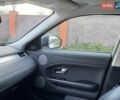 Білий Ленд Ровер Рендж Ровер Евок, об'ємом двигуна 2 л та пробігом 120 тис. км за 18500 $, фото 24 на Automoto.ua