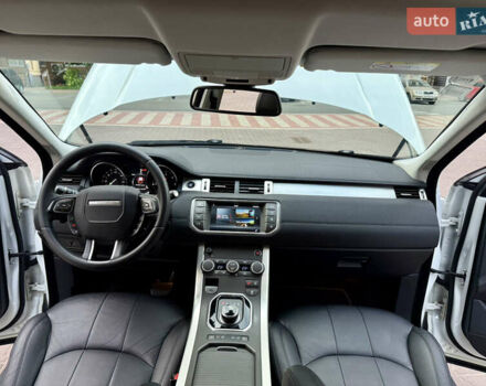 Белый Ленд Ровер Рендж Ровер Эвок, объемом двигателя 2 л и пробегом 90 тыс. км за 19850 $, фото 79 на Automoto.ua