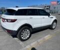 Белый Ленд Ровер Рендж Ровер Эвок, объемом двигателя 0 л и пробегом 180 тыс. км за 18500 $, фото 3 на Automoto.ua