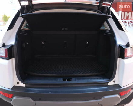 Білий Ленд Ровер Рендж Ровер Евок, об'ємом двигуна 2 л та пробігом 40 тис. км за 28900 $, фото 38 на Automoto.ua