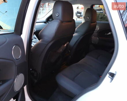 Білий Ленд Ровер Рендж Ровер Евок, об'ємом двигуна 2 л та пробігом 40 тис. км за 28900 $, фото 34 на Automoto.ua