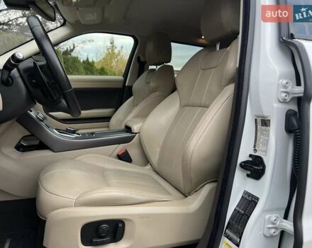 Білий Ленд Ровер Рендж Ровер Евок, об'ємом двигуна 2 л та пробігом 56 тис. км за 26400 $, фото 8 на Automoto.ua