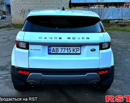 Белый Ленд Ровер Рендж Ровер Эвок, объемом двигателя 2 л и пробегом 140 тыс. км за 23500 $, фото 5 на Automoto.ua