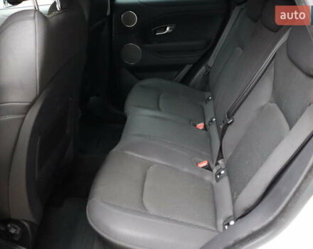 Белый Ленд Ровер Рендж Ровер Эвок, объемом двигателя 2 л и пробегом 67 тыс. км за 28900 $, фото 35 на Automoto.ua