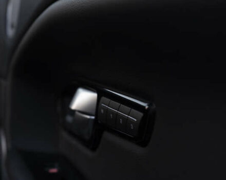 Білий Ленд Ровер Рендж Ровер Евок, об'ємом двигуна 2 л та пробігом 89 тис. км за 25700 $, фото 23 на Automoto.ua