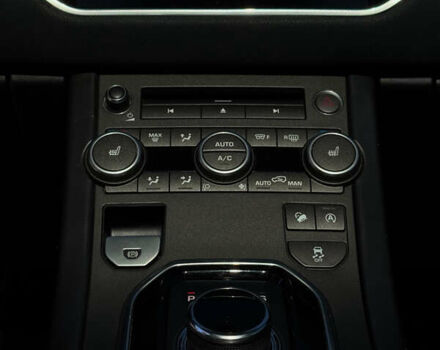 Білий Ленд Ровер Рендж Ровер Евок, об'ємом двигуна 2 л та пробігом 130 тис. км за 23000 $, фото 12 на Automoto.ua